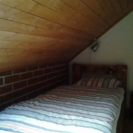 Retro Ubytovani Brdy Konukevi *