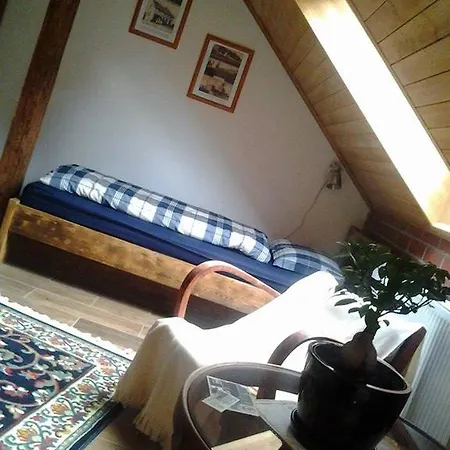 Retro Ubytovani Brdy Gasthof *